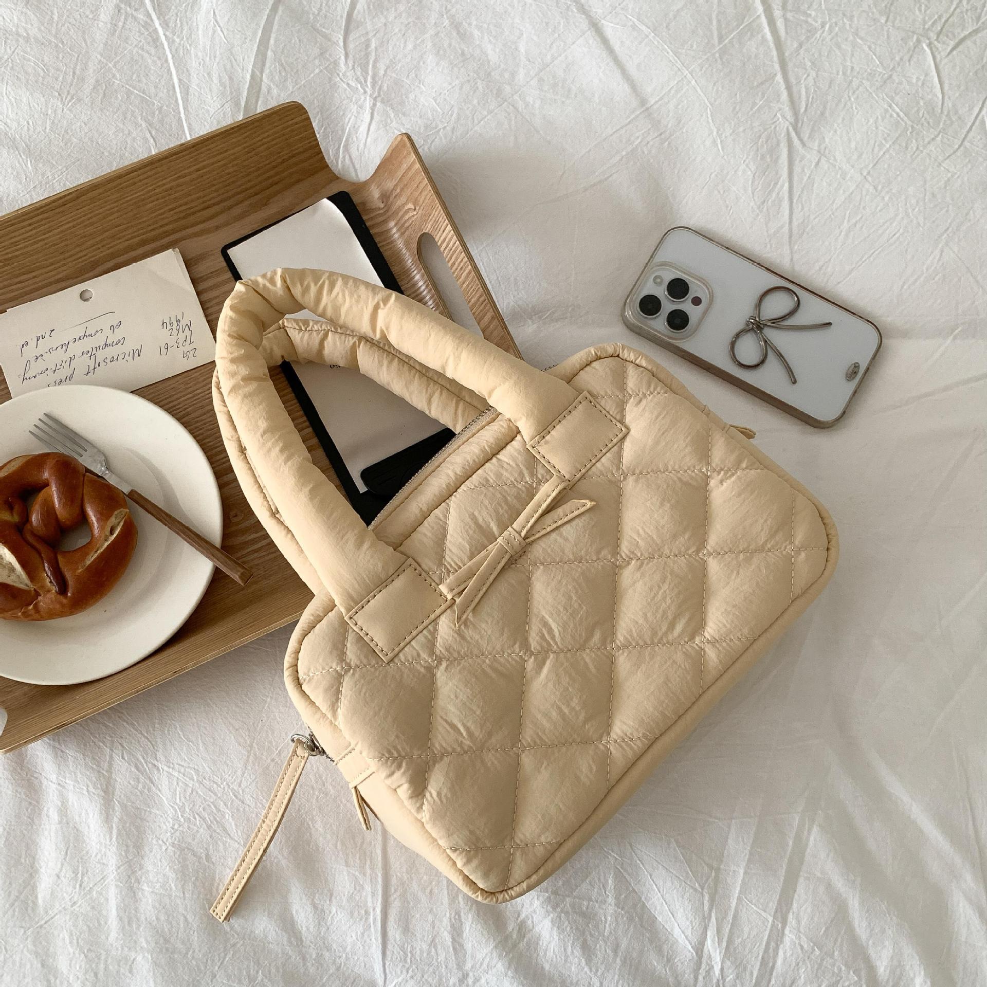 キルティングバッグ リボン付きキルティングトートバッグ 韓国風おしゃれデザイン