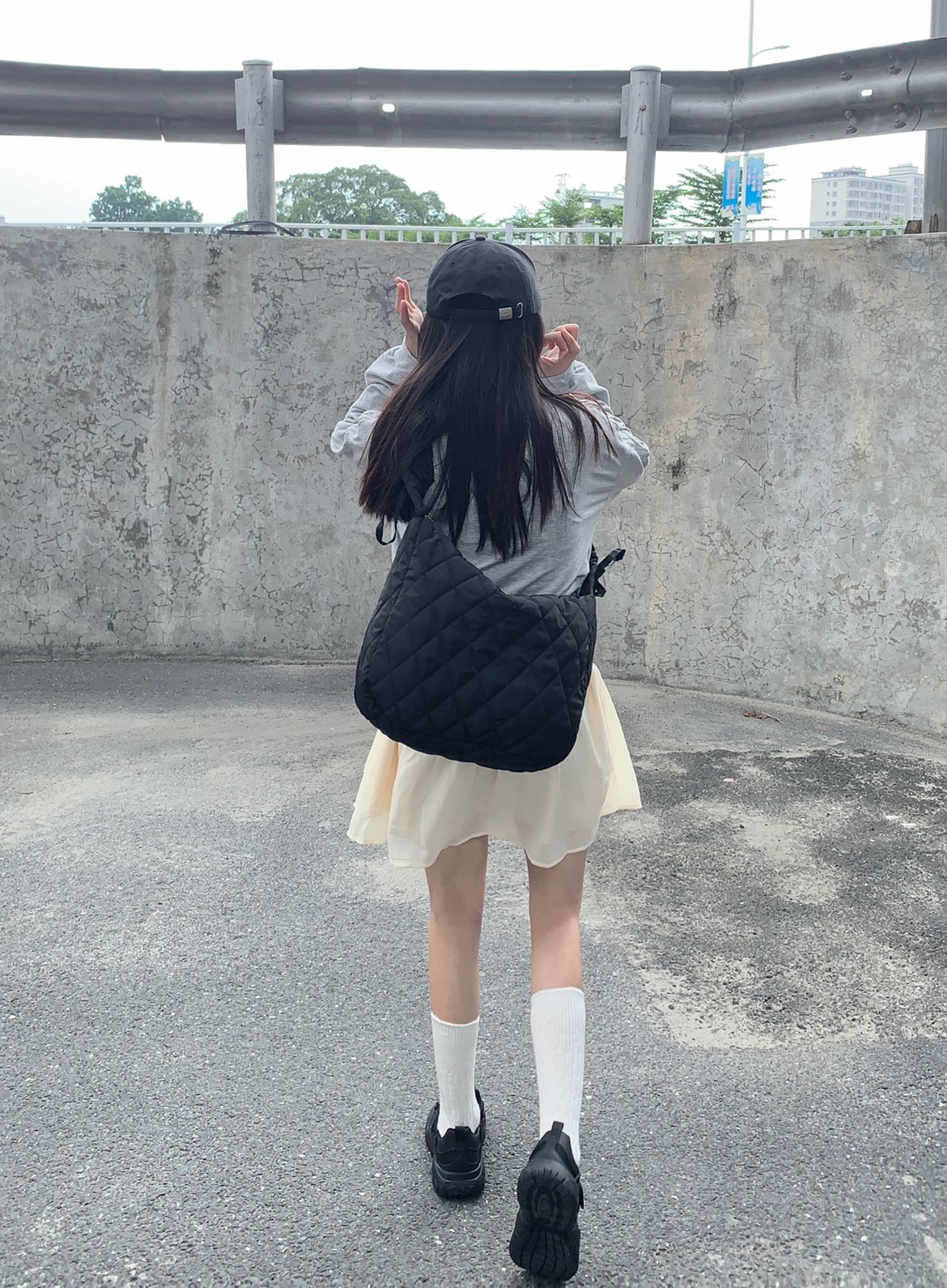 https://fulmo-img-server.com/kiruti/7a1e8c87-0ba1-4227-b063-8d89e0adea36.jpg