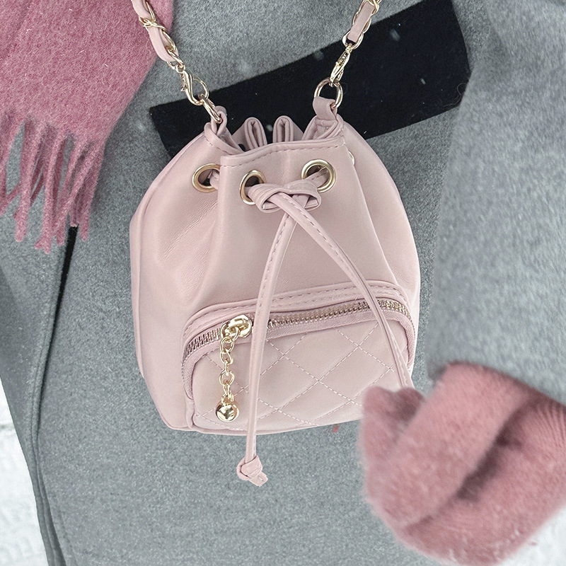 キルティングバッグ キルティング巾着バッグ チェーン付き ミニショルダー 全5色