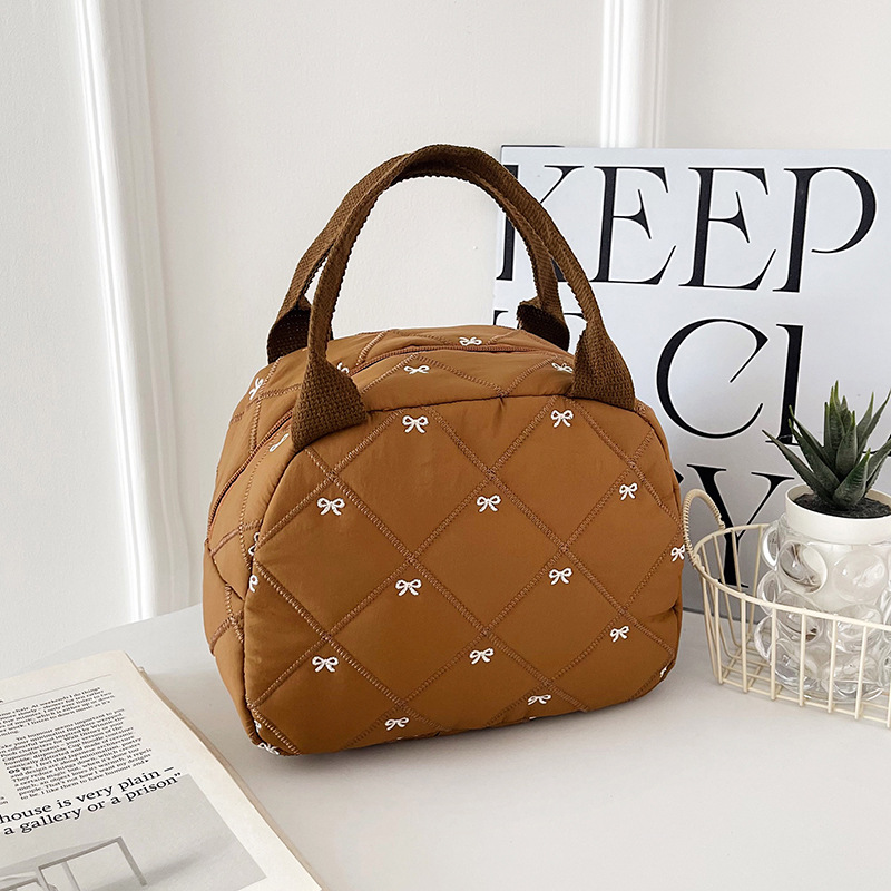 キルティングバッグ リボン刺繍入りキルティングミニトートバッグ