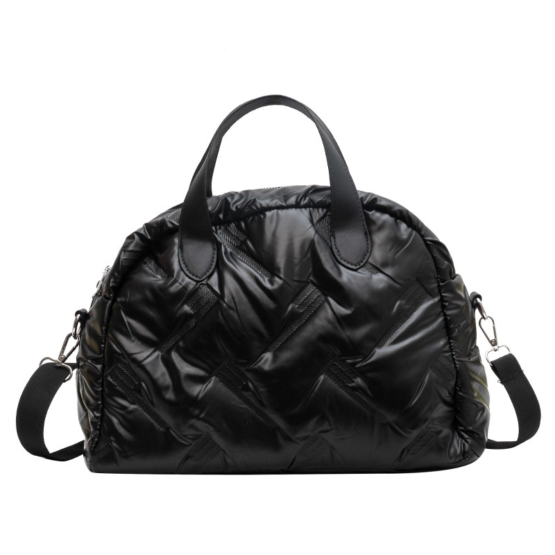 キルティングバッグ 立体編み込みデザインキルティングボストン型ショルダーバッグ