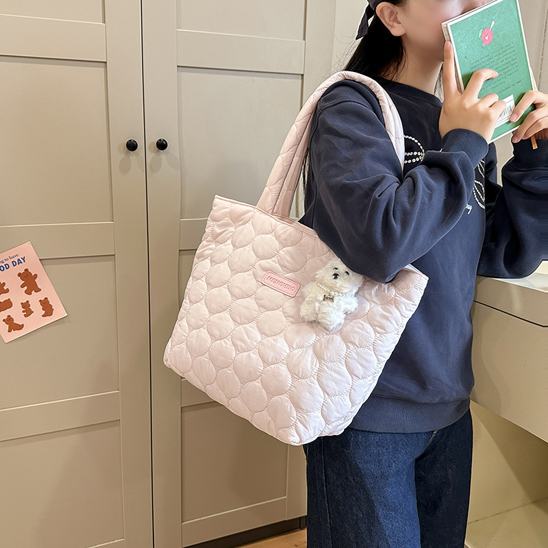 キルティングバッグ ふんわりキルティングバッグ くま付きトートバッグ