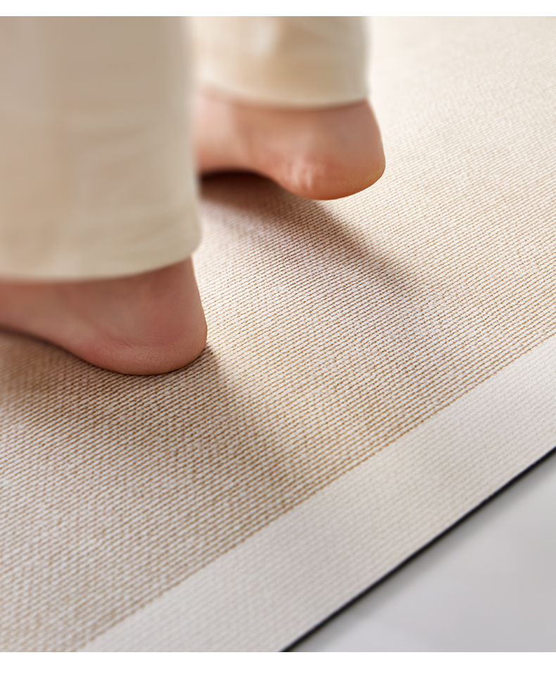 キッチン専用の防滑マット 吸水性抜群でお手入れ簡単 汚れに強いデザイン