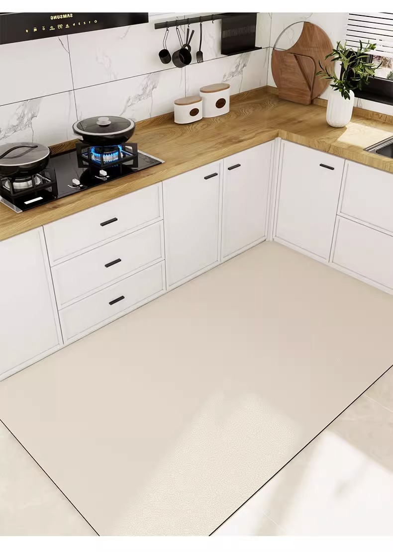 シンプルでスタイリッシュなキッチン専用マット PVC製でお手入れ簡単 防水防油の大面積カーペット
