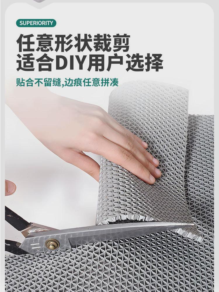 厚手の防滑マット キッチンや浴室に最適 便利な隔水機能で快適空間