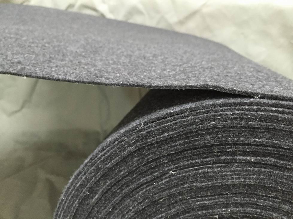 油や液体を吸収するキッチンマット 工場や廊下に最適な耐汚れマット 防水加工で安心
