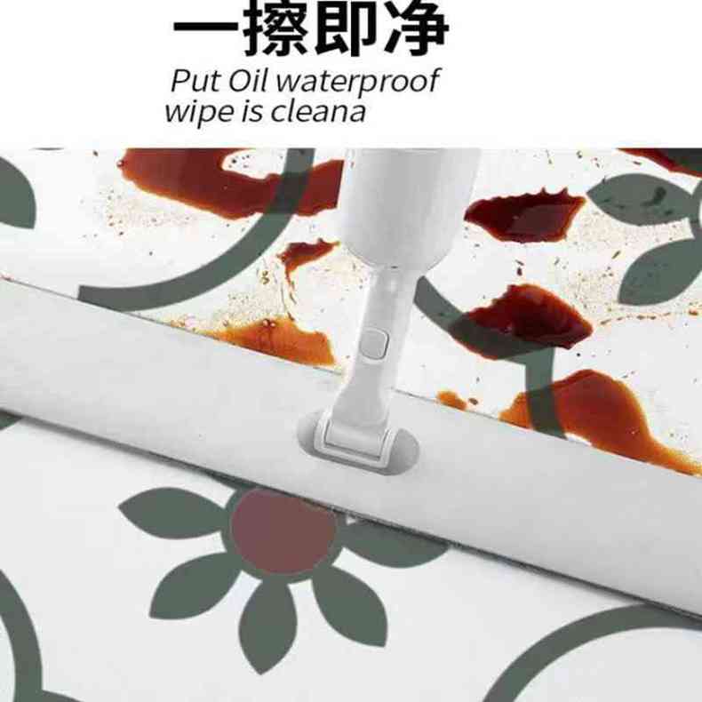 キッチンで使える防滑マット 洗える防水タイプ 玄関やバルコニーにも最適