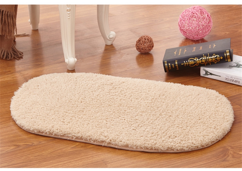 シンプルでおしゃれなキッチンマットと防滑マットで家全体を快適に