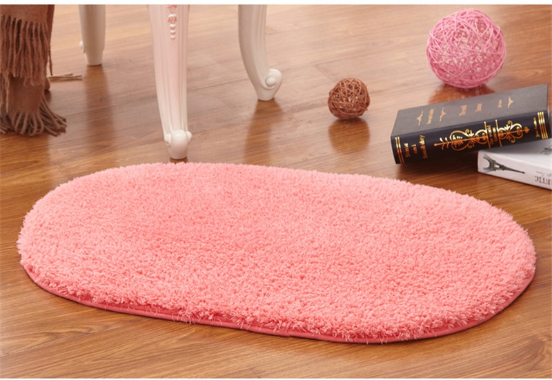 シンプルでおしゃれなキッチンマットと防滑マットで家全体を快適に