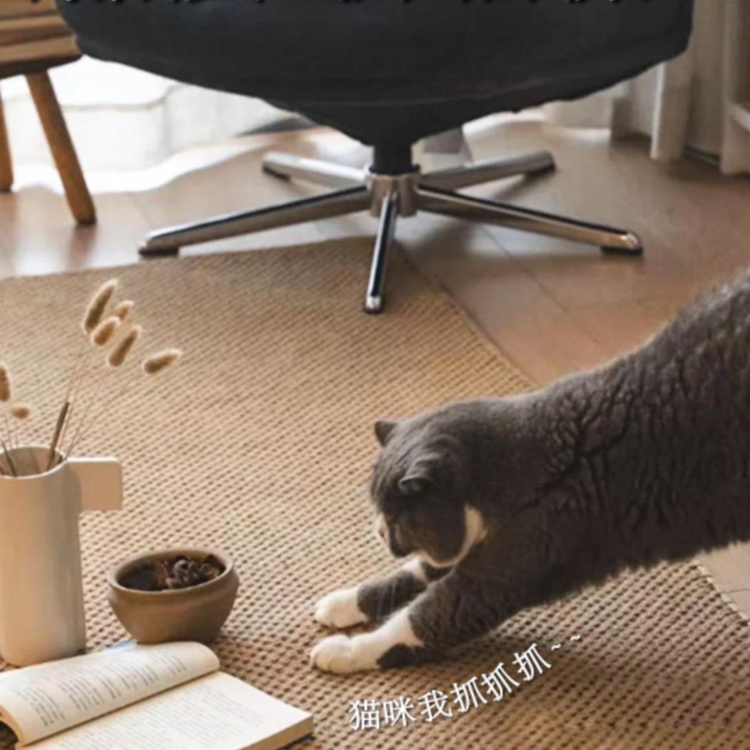 拭けて洗える！防猫抓デザインでペットにも優しいおしゃれキッチンマット