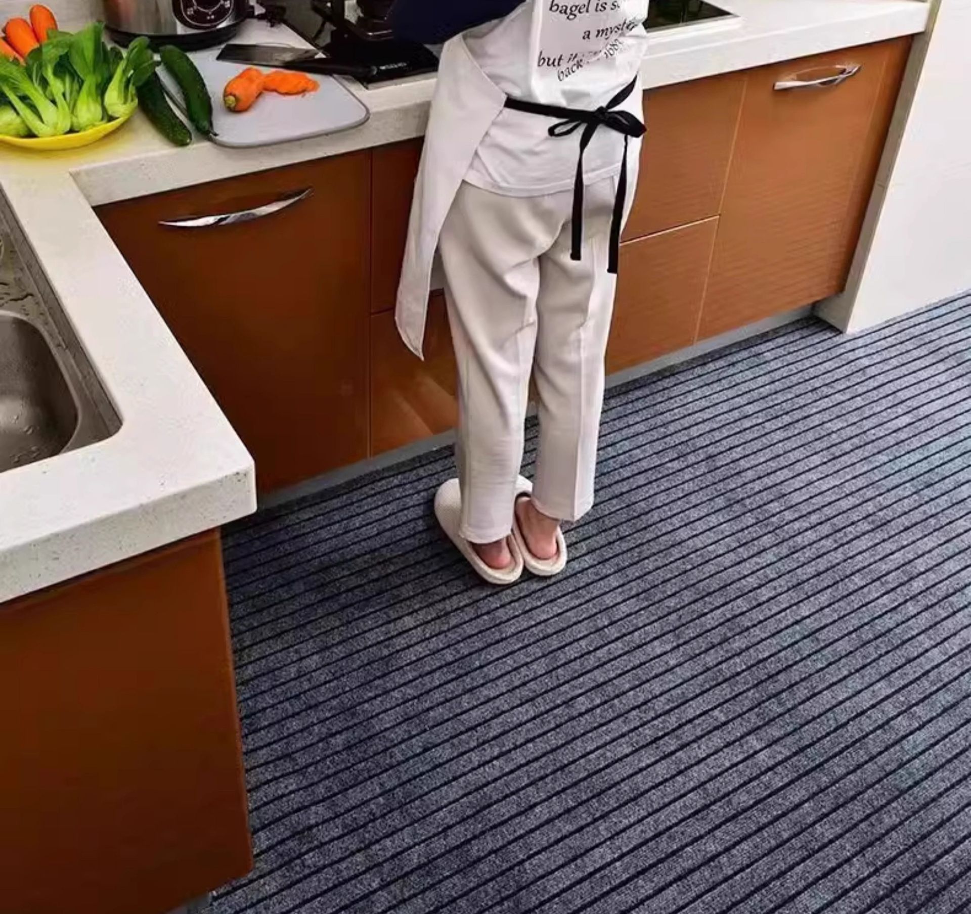 滑り止めキッチンマット 油汚れ吸収 耐久性抜群 家庭用 洗浄不要
