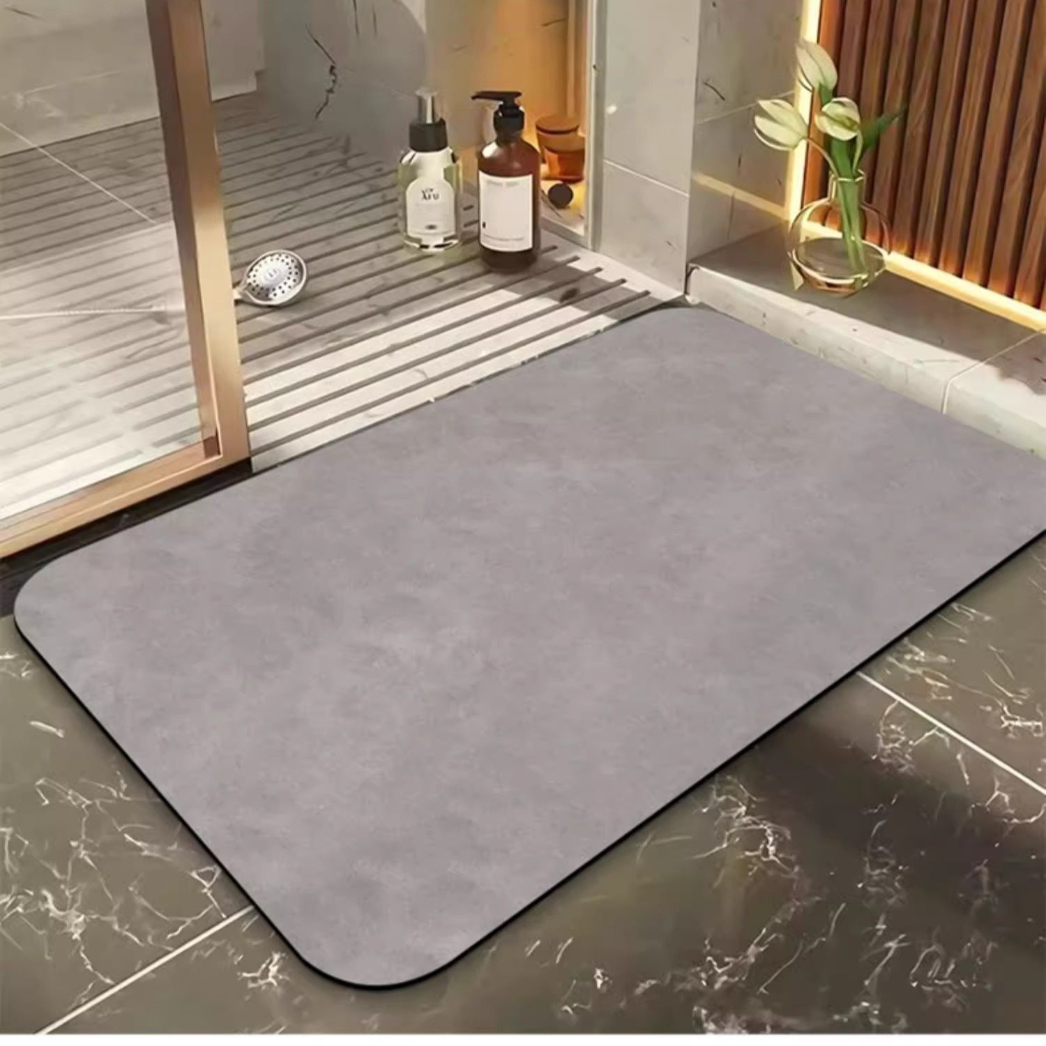 キッチンやバスルームに最適な吸水マットで快適空間実現