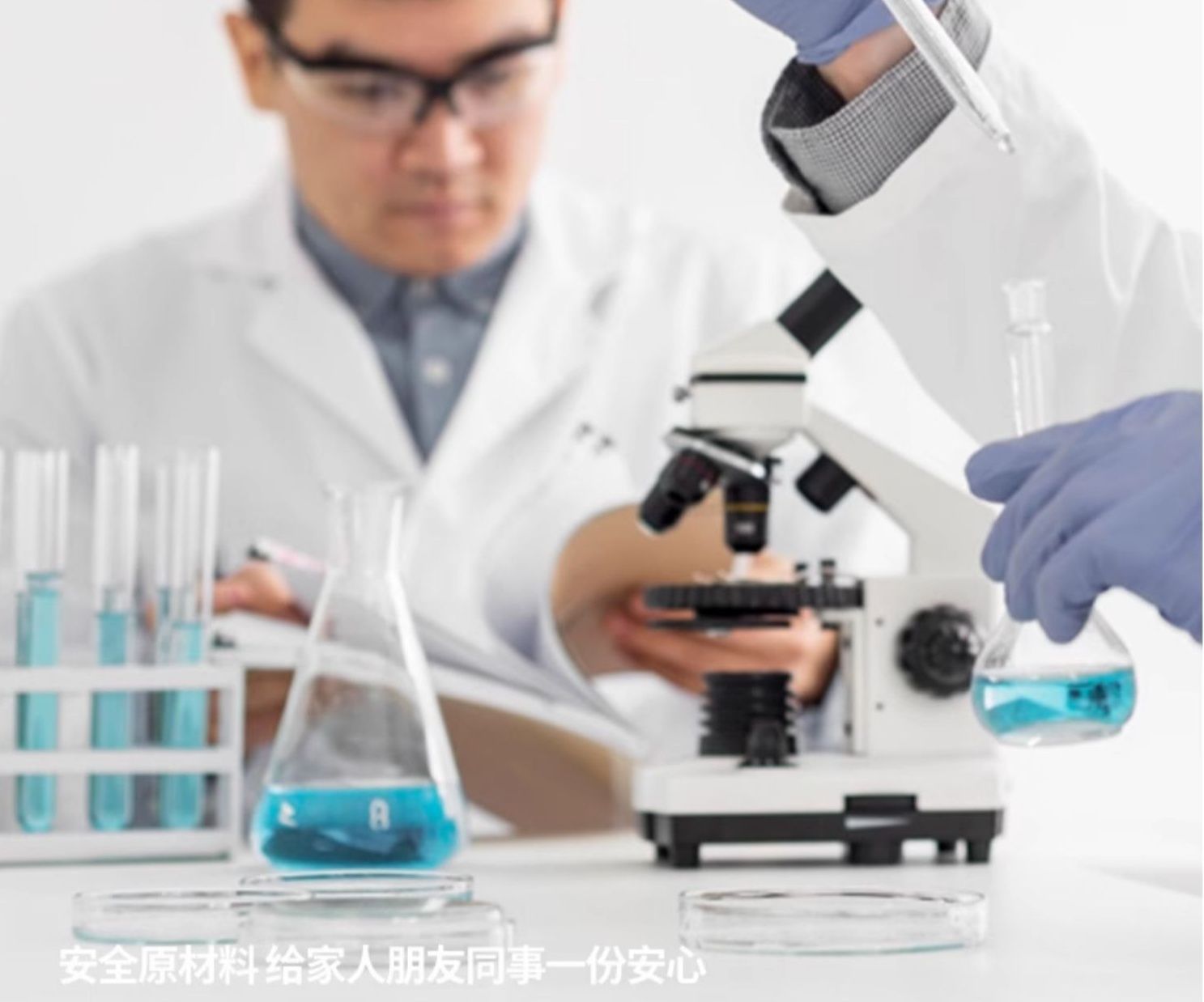 キッチンやバスルームに最適な防滑マット 灰色PVC素材で水に強い快適な足元を実現