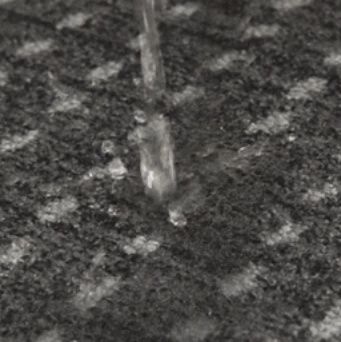 汚れに強く拭ける！防滑機能付きで安全な北欧風キッチンマット