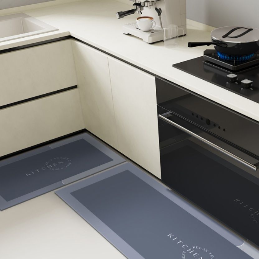 洗える珪藻土キッチンマット！幾何学模様の北欧デザインで滑り止め付き