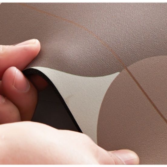 吸水性抜群でカット可能！拭けるおしゃれな北欧風キッチンマット