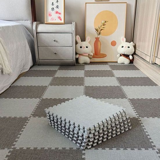 洗える泡沫素材で快適！カット可能な正方形キッチンマット30×30cm