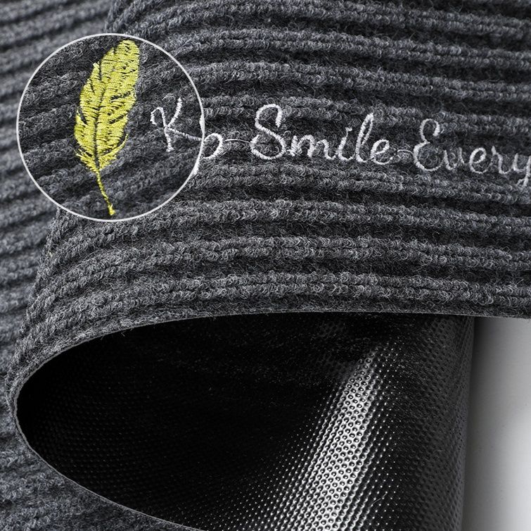 抗菌防汚で汚れもさっと拭き取れる！滑り止め付きストライプキッチンマット