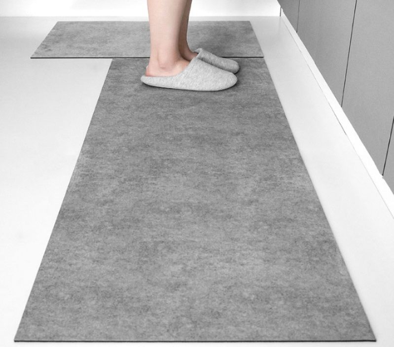 天然素材の温もりと滑り止め安心設計が魅力の北欧風キッチンマット