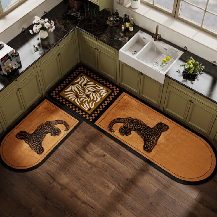 拭いてサッと清潔に！吸水性・滑り止め付きレトロ風キッチンマット