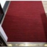 滑り止め付きで拭ける！北欧風ストライプのおしゃれキッチンマット