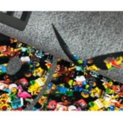 拭ける素材で油汚れもサッと落ちる！滑り止め付きL字型キッチンマット