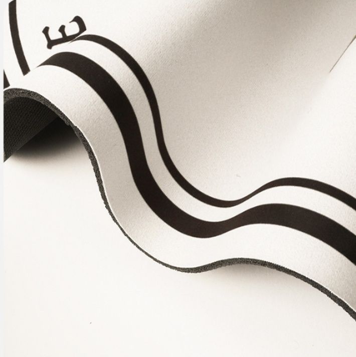 珪藻土素材で速乾！植物花柄の滑り止めキッチンマット拭き取れて清潔