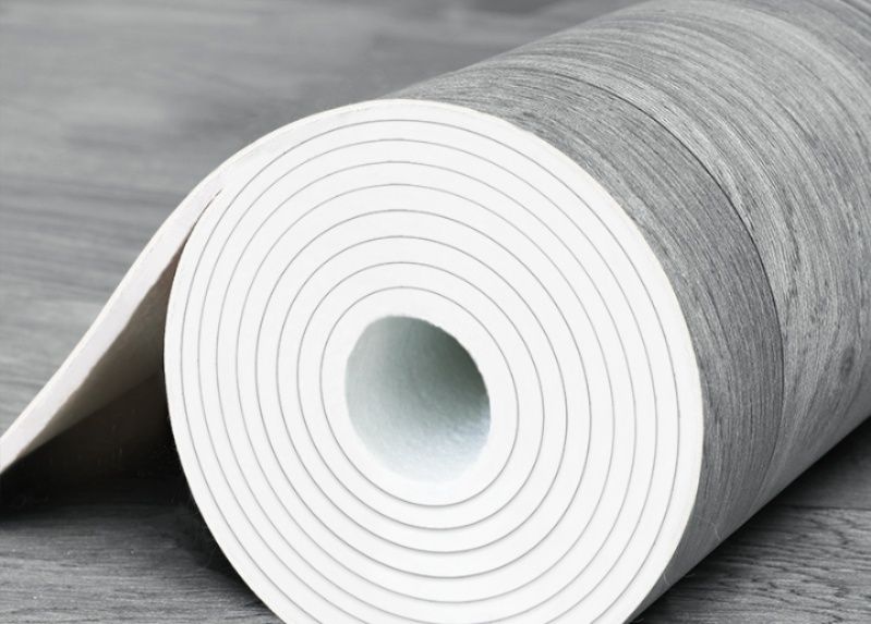 北欧テイストの多彩なサイズ展開で快適空間を彩るキッチンマット