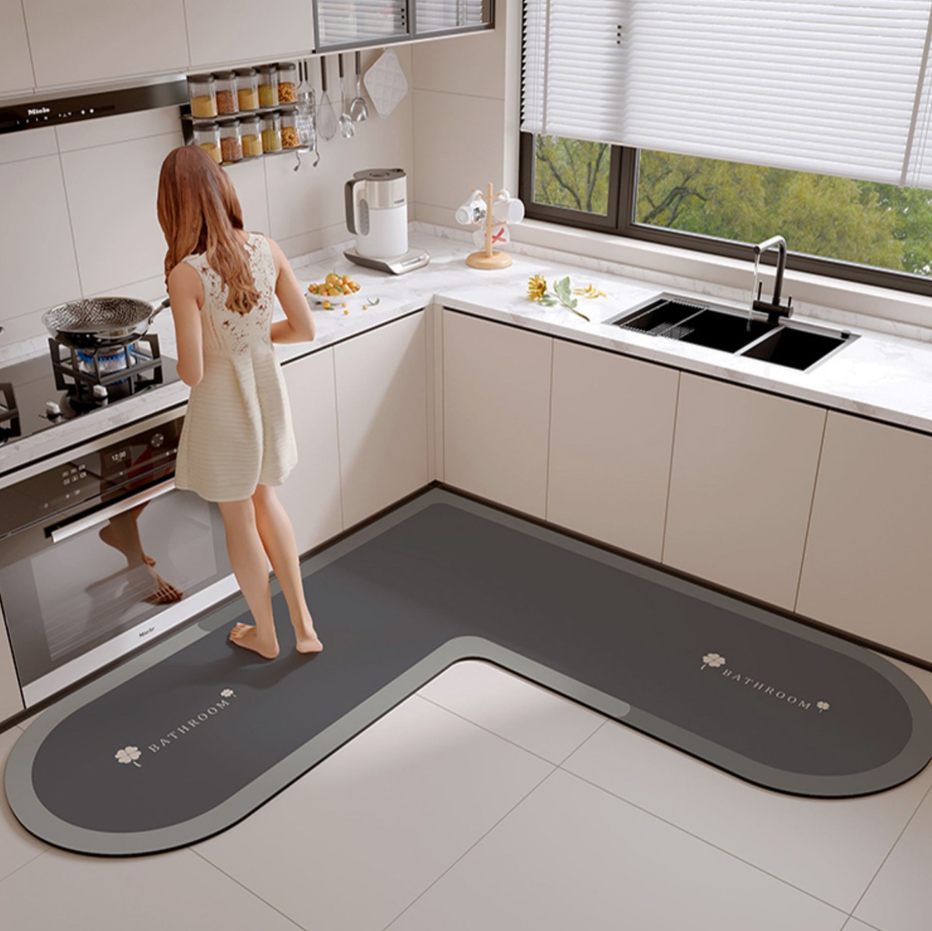防油・防滑で清潔キープ！拭けるL字型新型キッチンマット2025年版