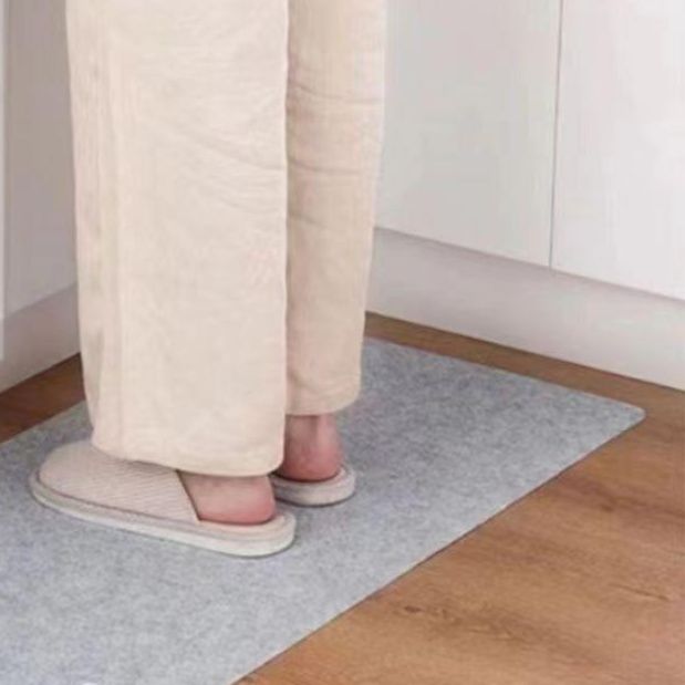 拭き取れる防汚吸水キッチンマット 滑り止め付きでずれない北欧風60cm