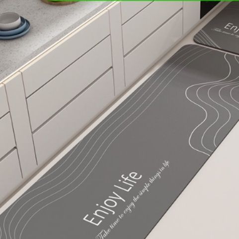 滑り止め付きでずれない！油汚れも拭ける北欧風幾何模様のキッチンマット