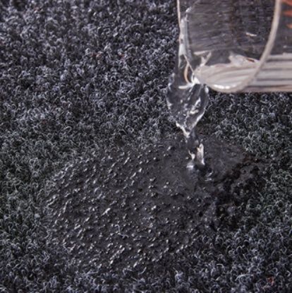 防滑・抗菌機能付き洗えるキッチンマット！葉柄北欧デザインで油汚れもサッと拭ける