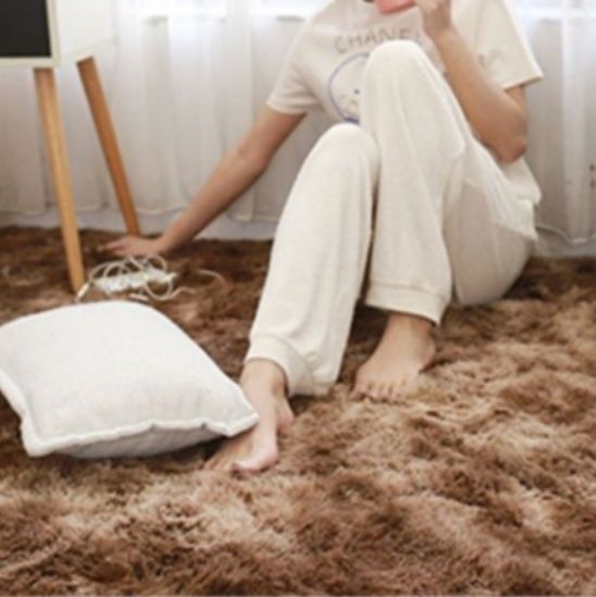 拭けて清潔！幾何柄がおしゃれな北欧風オーダーメイドキッチンマット