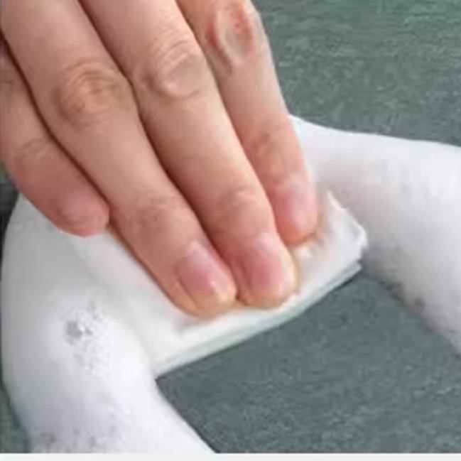 滑り止め付きで拭ける！透明感のある幾何学模様キッチンマット