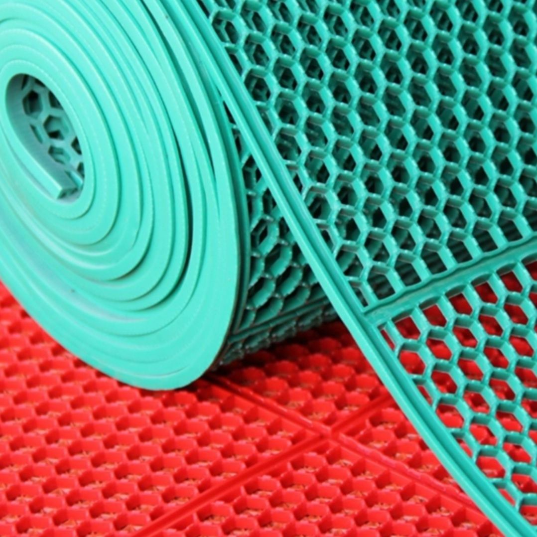 蜂巣六角デザインの防水キッチンマット！滑り止め付き厚手で最大15m対応