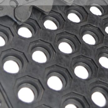 PVC素材で拭けて清潔！滑り止め付きキッチンマット多サイズ展開