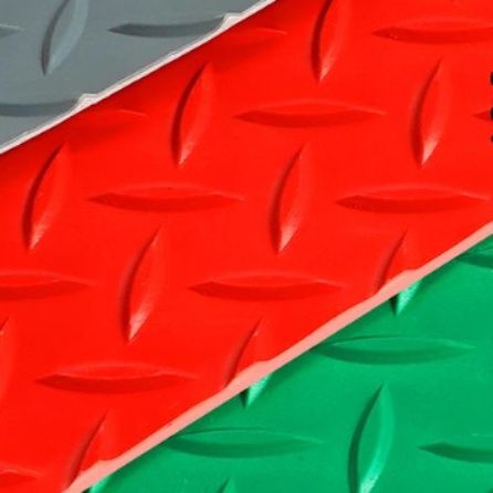 透明感のあるPVC製キッチンマット 拭ける防水仕様で業務用にも対応