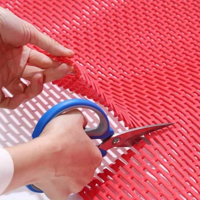 撥水・滑り止め付きで安心 おしゃれな北欧風キッチンマット270cmまで選べる