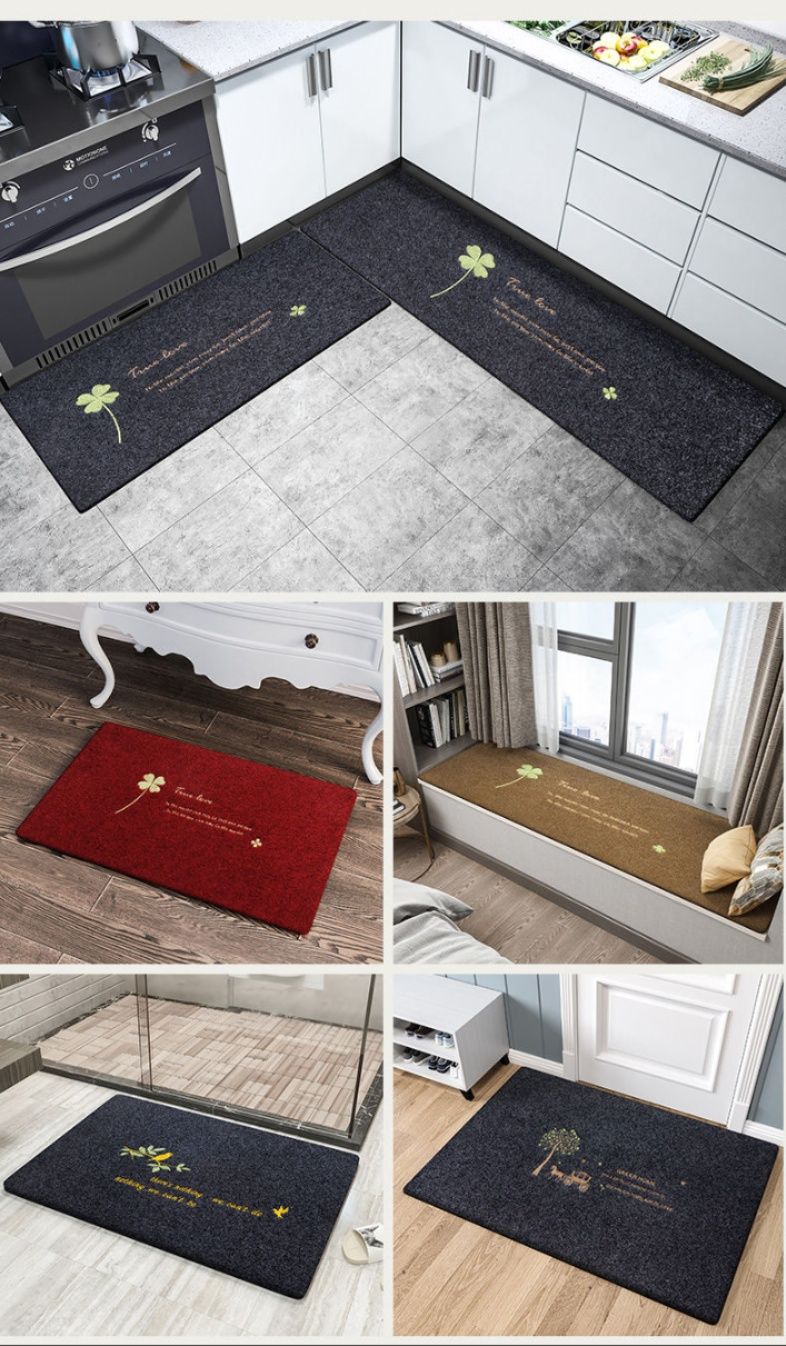 拭けて洗える透明キッチンマット！滑り止め付きで床暖房対応の撥水加工