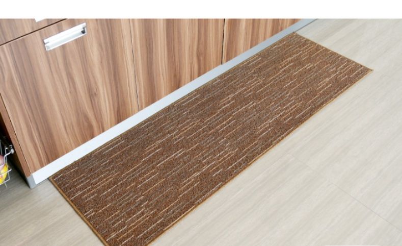 吸水性抜群で拭ける！滑り止め付きおしゃれな北欧風キッチンマット