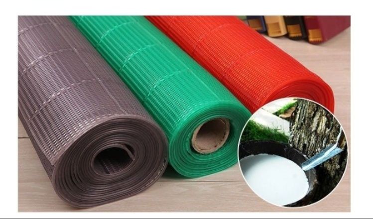 拭けて洗える撥水PVC素材。北欧デザインがおしゃれなキッチンマット