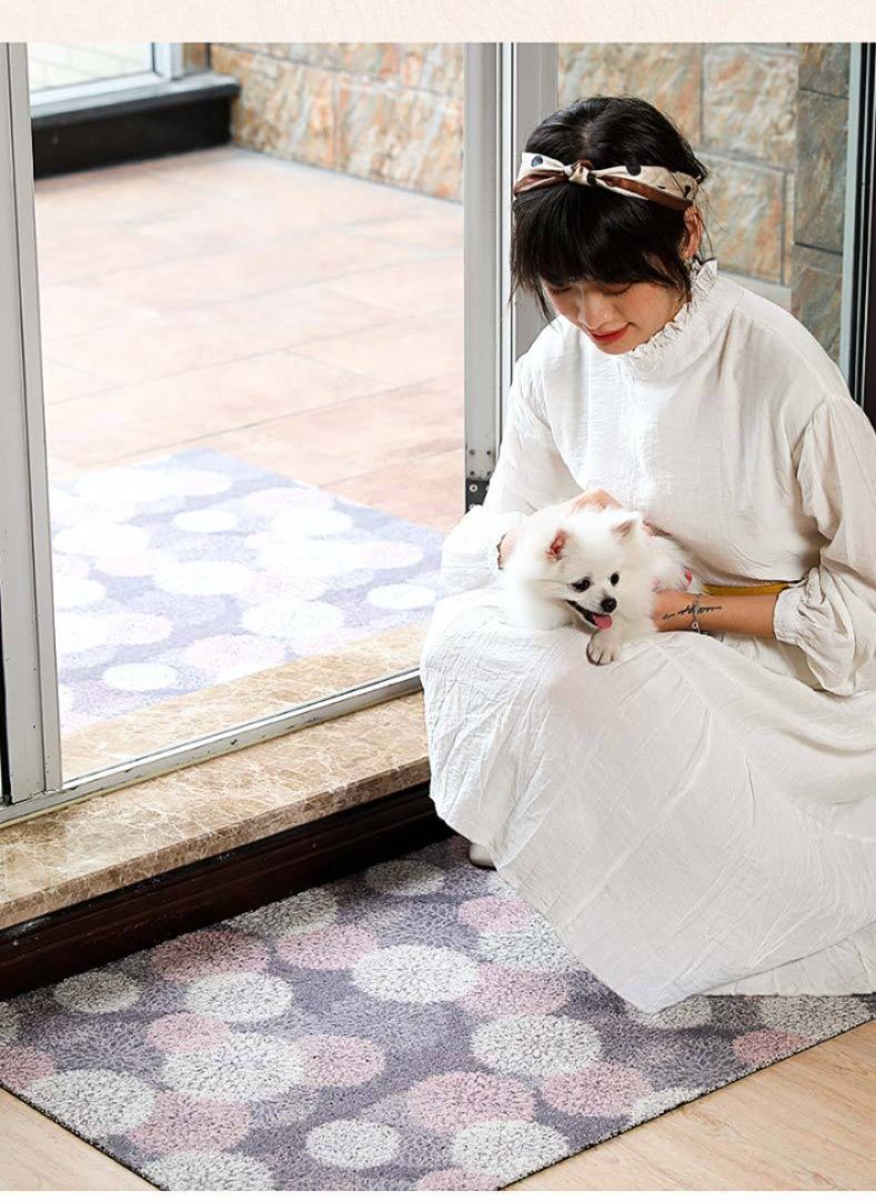 滑り止め付きでずれない！幾何学模様が美しい撥水キッチンマット