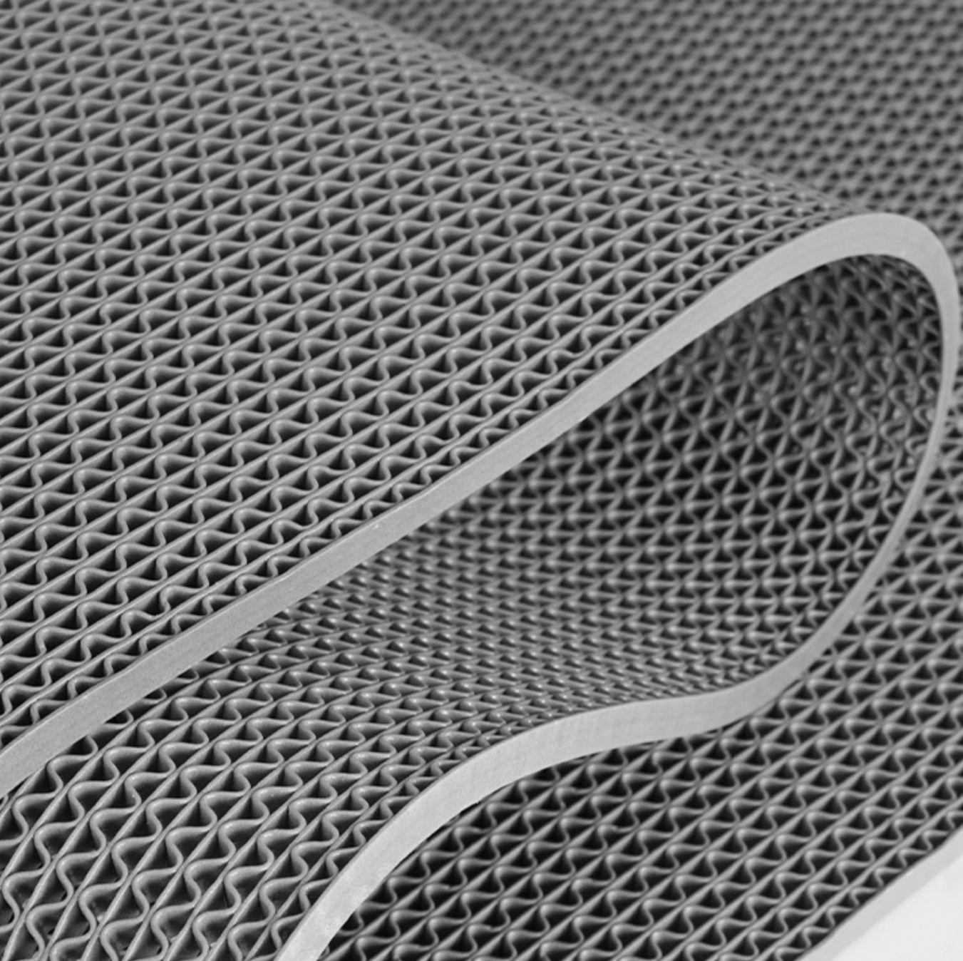 拭けて洗える！PVC製で滑り止め効果抜群のクリアグレーキッチンマット