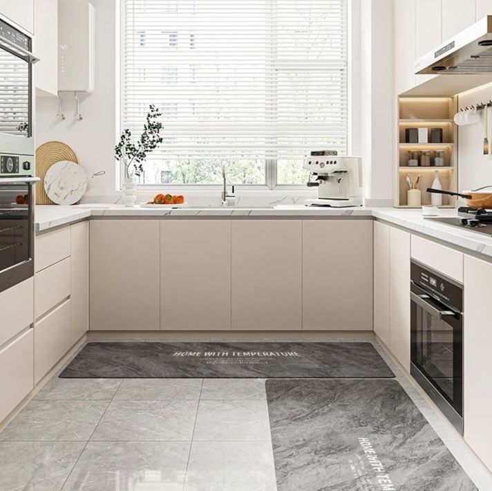 汚れに強く吸水抜群！滑り止め付きおしゃれ大理石柄キッチンマット