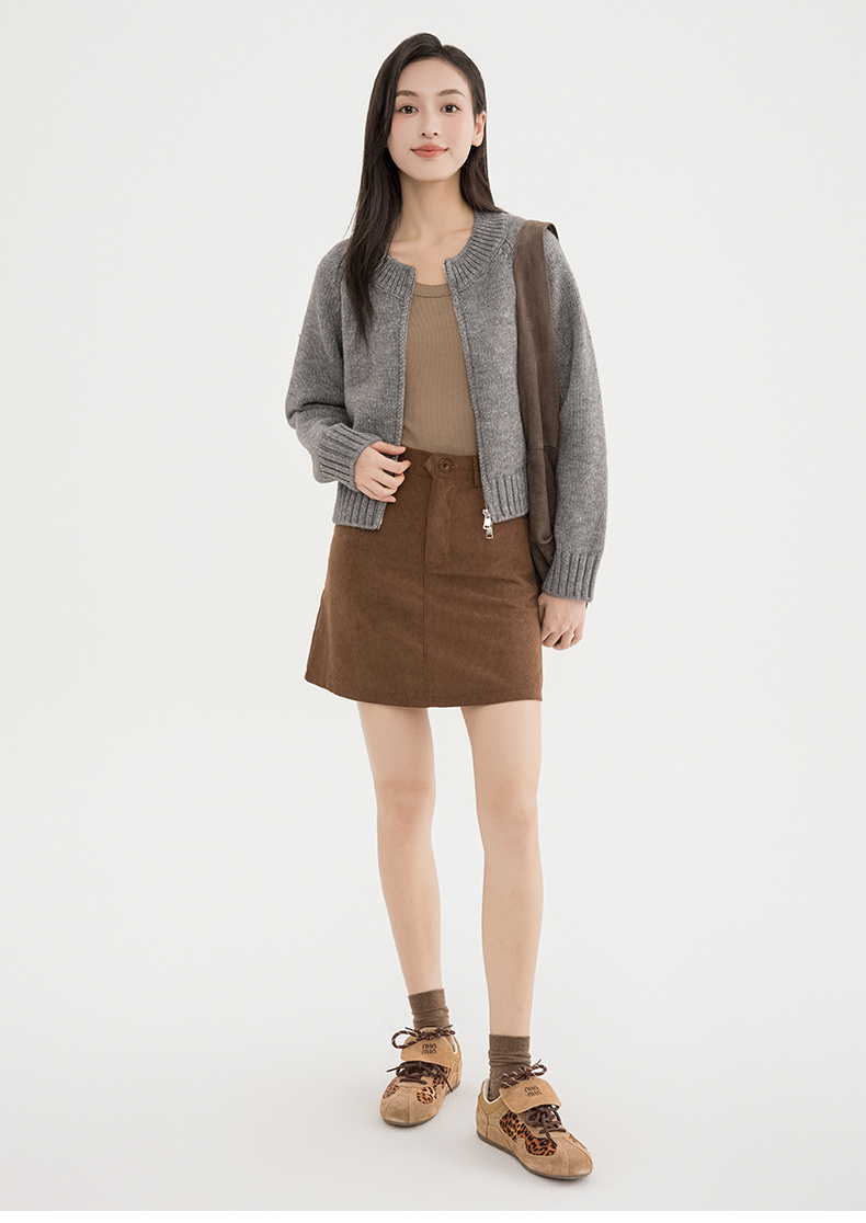 https://fulmo-img-server.com/knitly/0688274f-88d6-4734-b30d-9529ff2b35a4.jpg