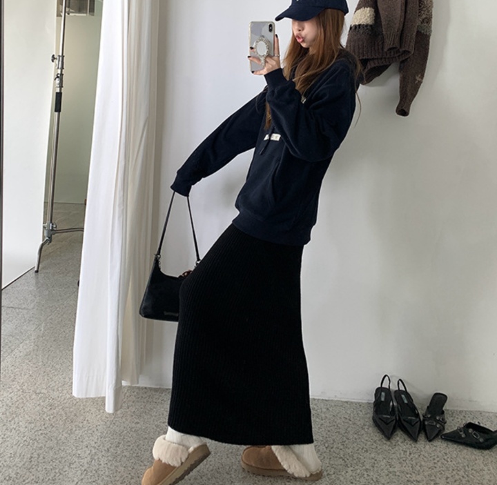 https://fulmo-img-server.com/knitly/1740380344100_ryphjot5_djmhu942.jpeg
