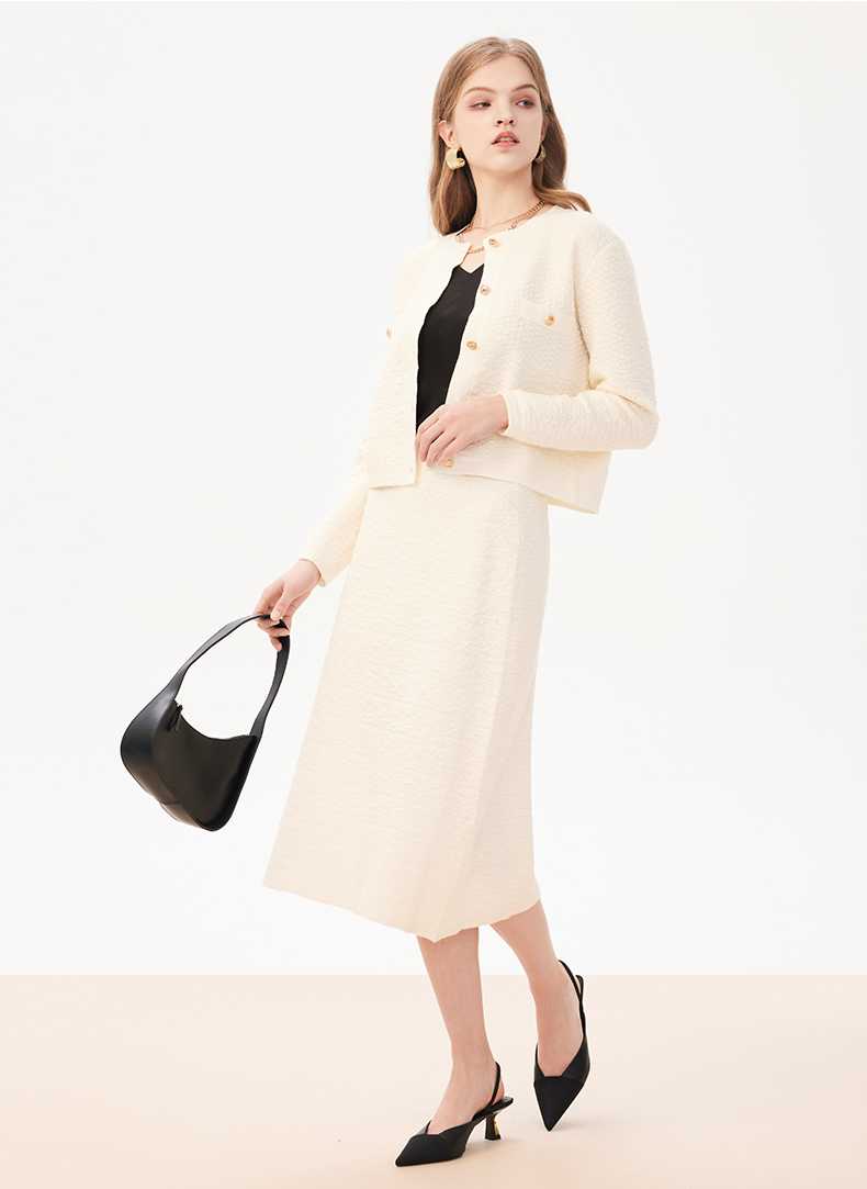 大人の洗練された雰囲気を演出！上品さ際立つレディース ニット セットアップ 5選