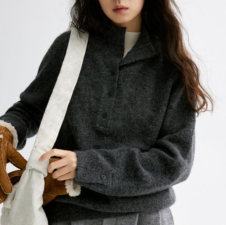 ニット 襟付きフード風ニットセーター