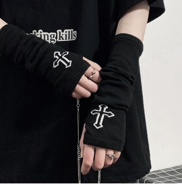 秋冬ニット手袋 十字架刺繍 指なし暗黒系アームカバー