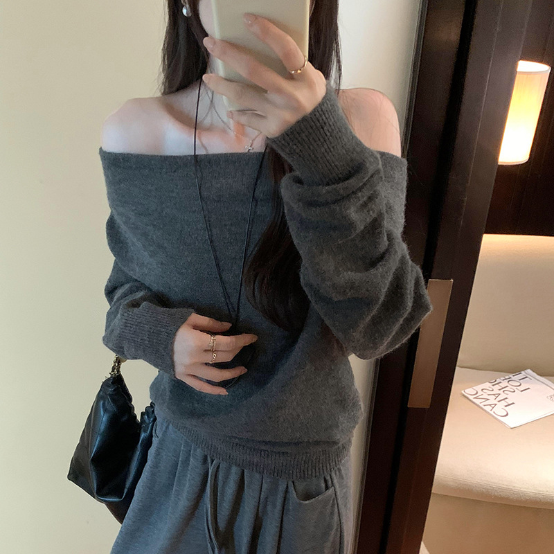 ニット オフショルダーデザインゆったりニットセーター
